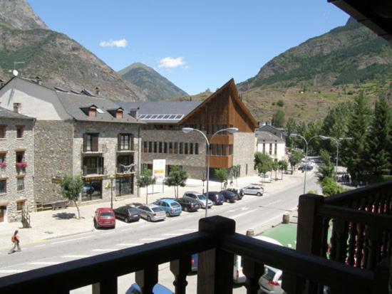 Apartamento con vistas a las montañas