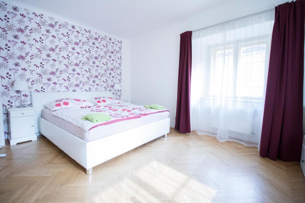 Two-Bedroom Apartment with balcony (no square view)