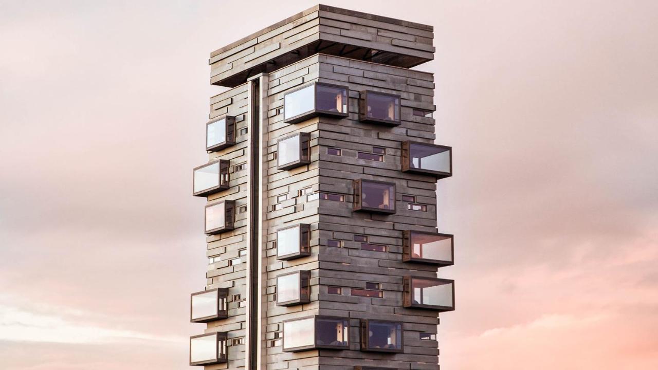 Tower Deluxe suite 50m2 Lower Floor