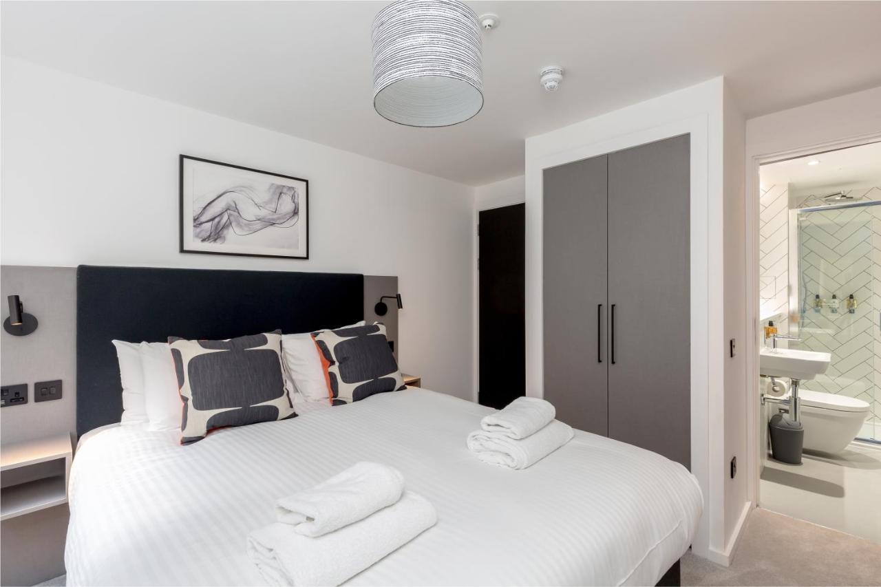 Two-Bedroom Apartment City View