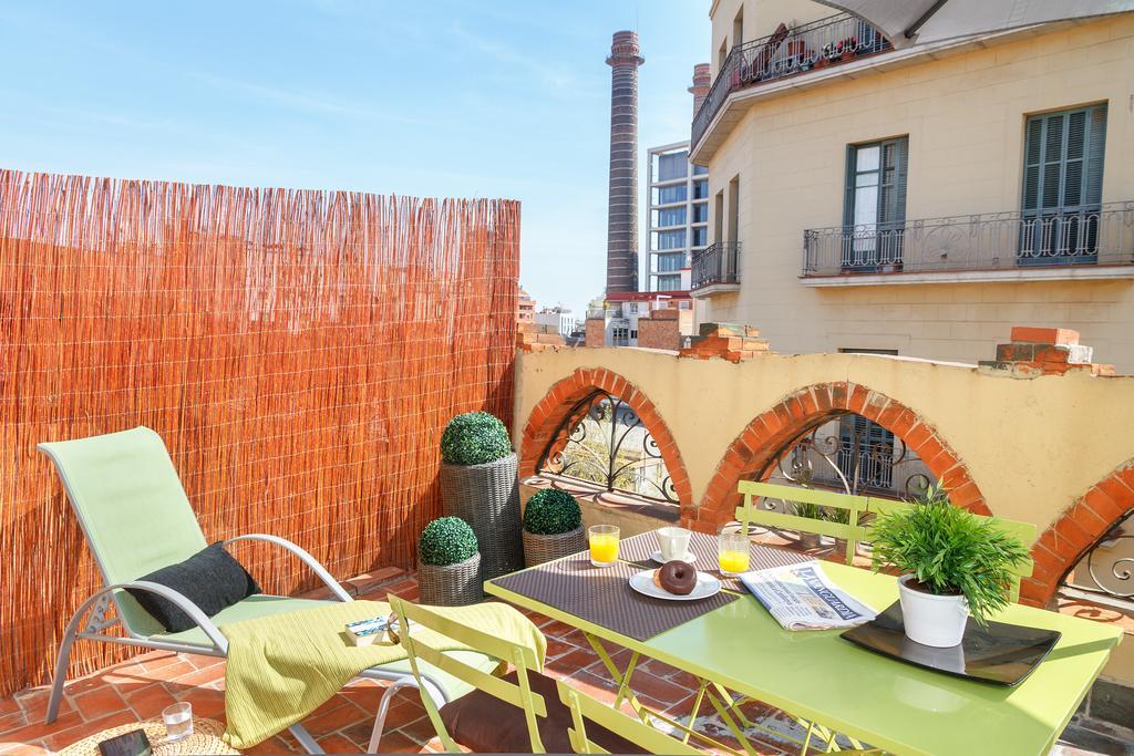 Studio with Private Terrace - Vila i Vila Street (2 Adults)