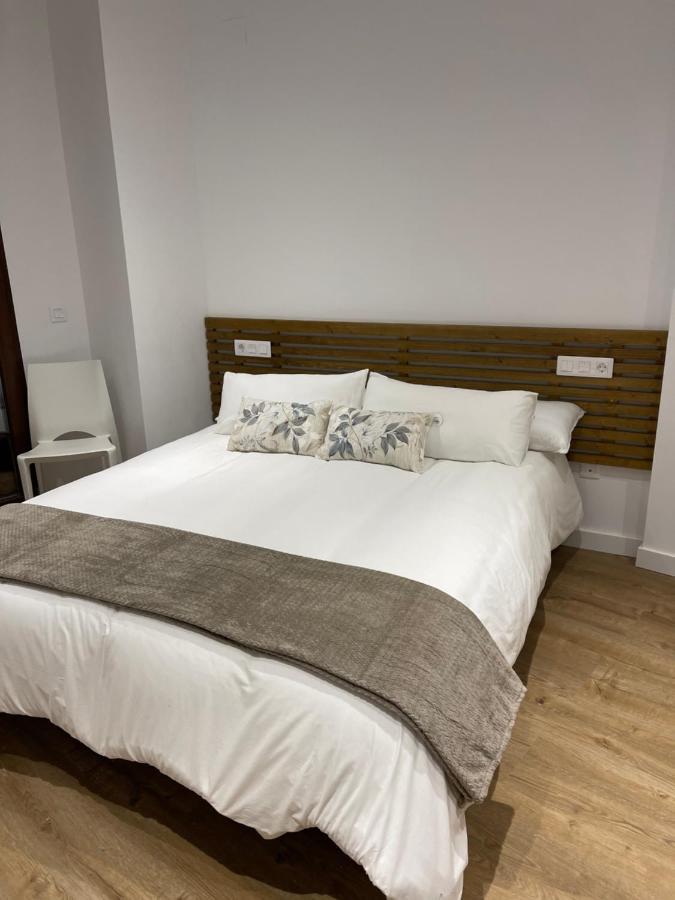 Three-Bedroom Apartment,1202509444:JPEG