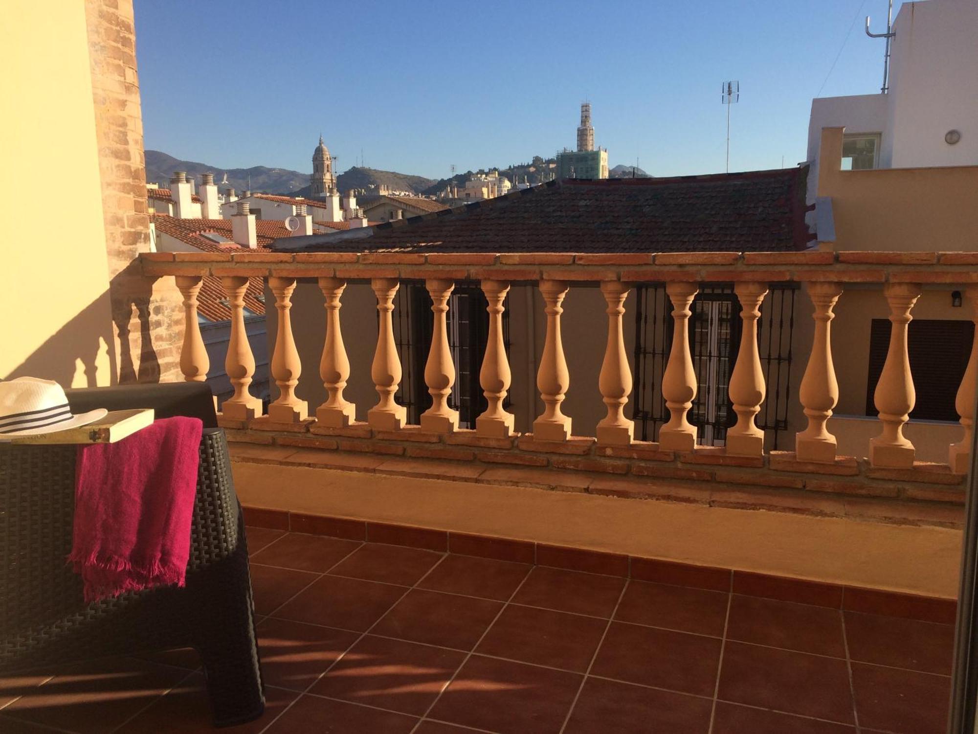 Penthouse Apartment (2-4 Adults)