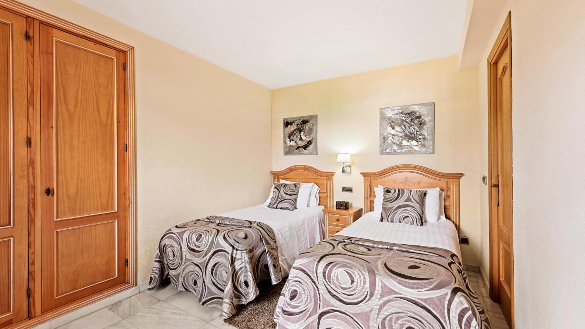Classic One-Bedroom Apartment