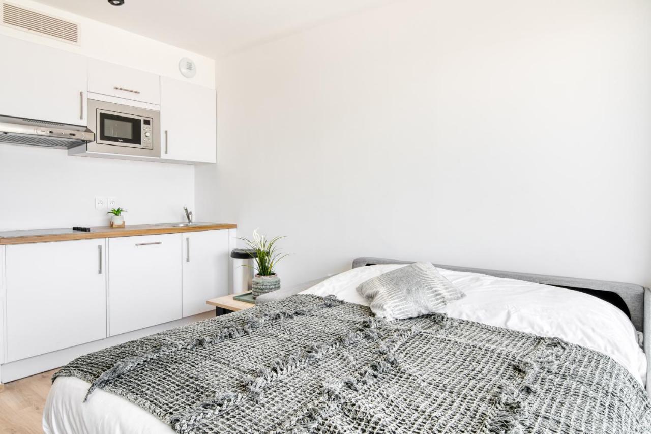 Studio met Slaapbank + Balkon