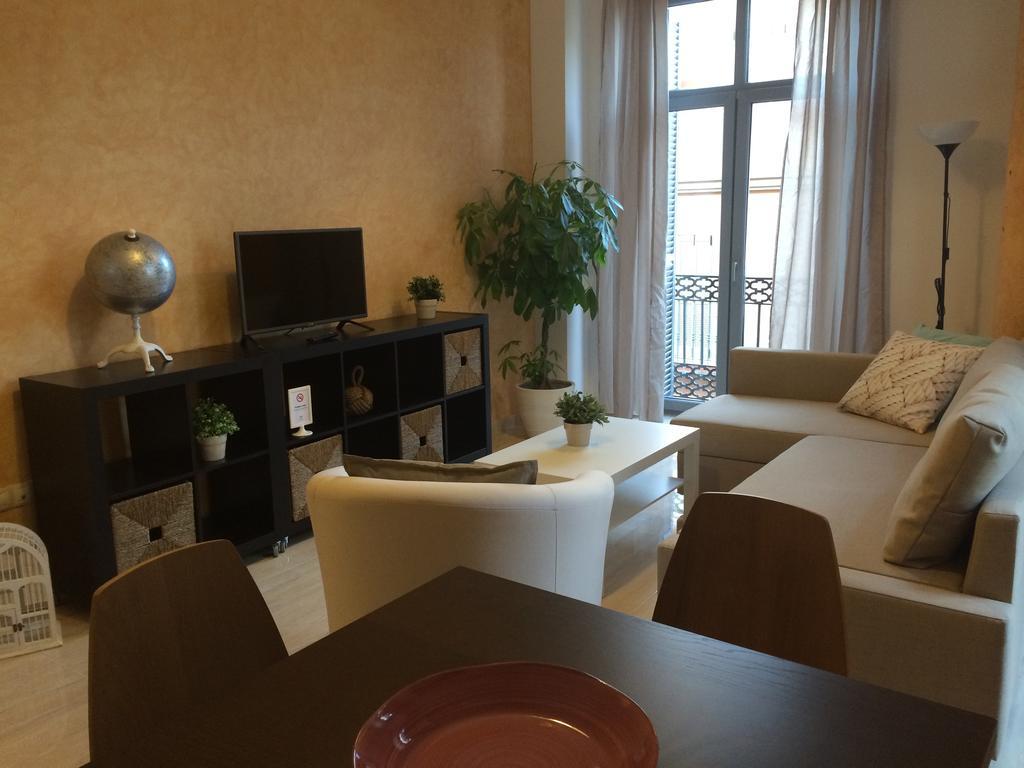 Superior Two-Bedroom Apartment (4-5 Adults)