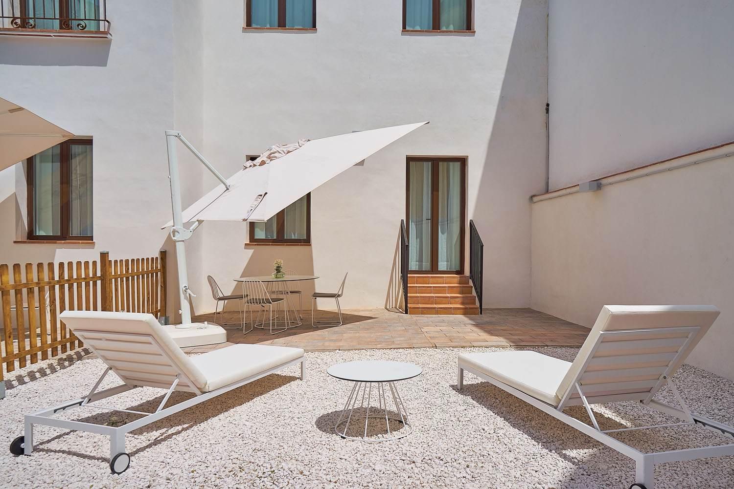 Apartamento de 1 dormitorio con patio