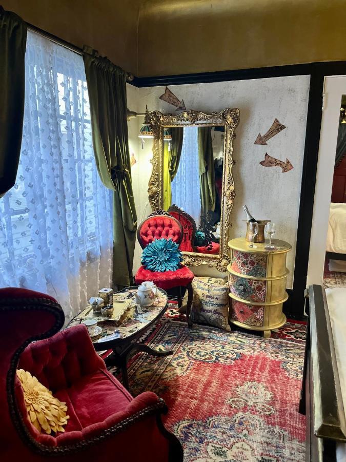Deluxe Double Room with Extra Bed