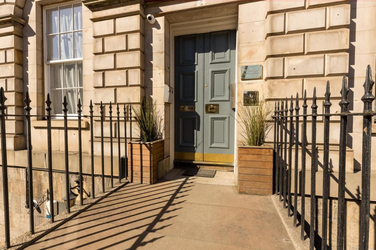 3 Bedroom Deluxe Apartment