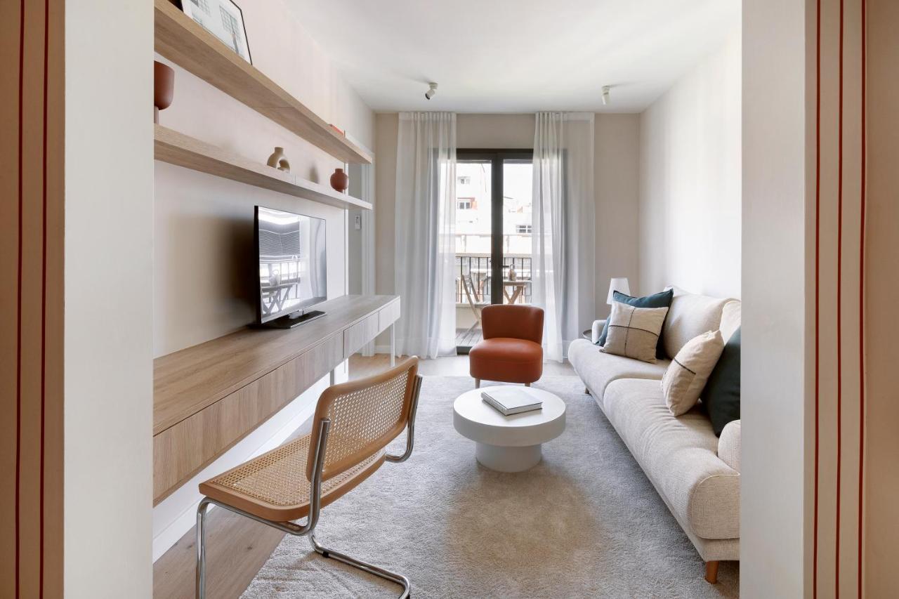 Two-Bedroom Apartment,1389563405:JPEG
