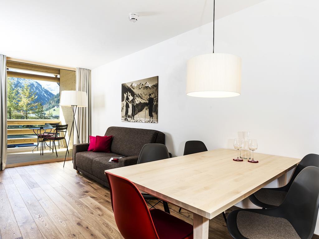 One-Bedroom Apartment Terrace