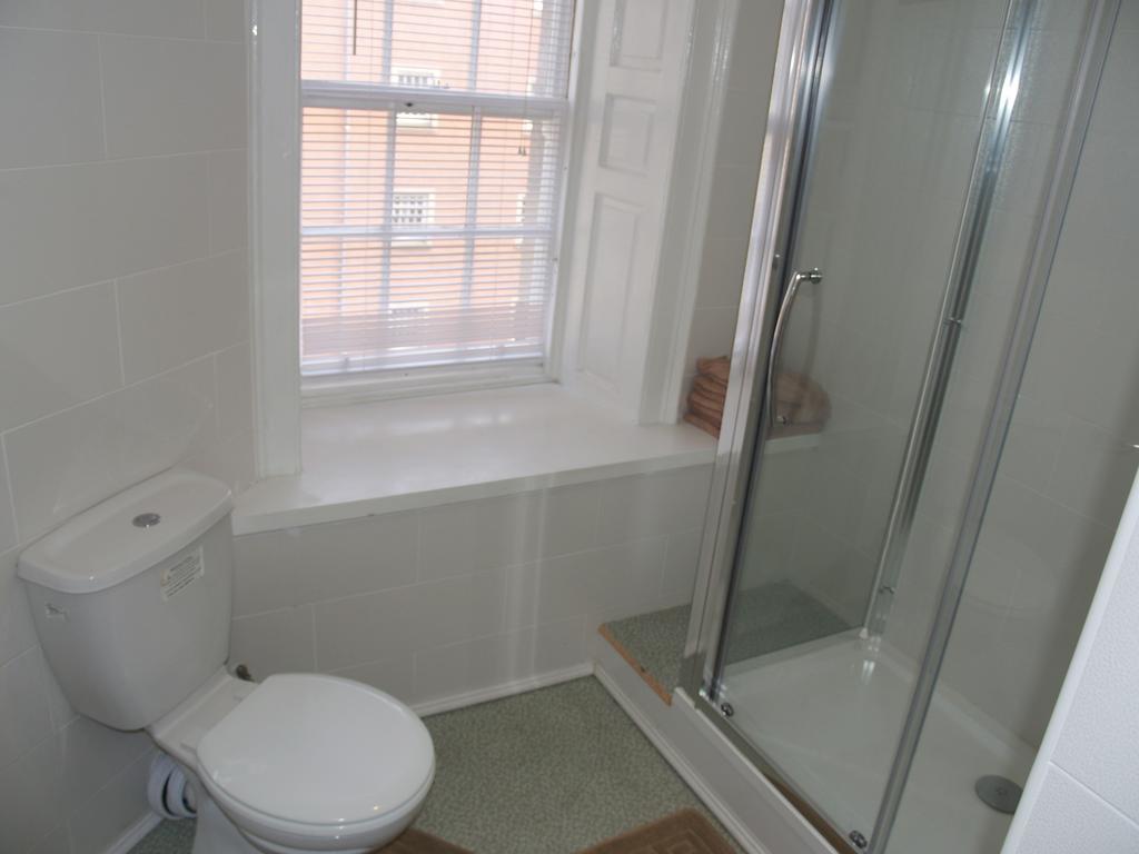 Two-Bedroom Apartment 4