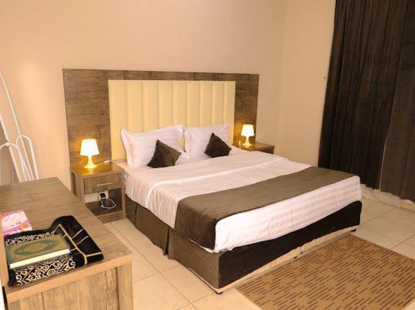 Two-Bedroom Apartment,1502645971:JPEG