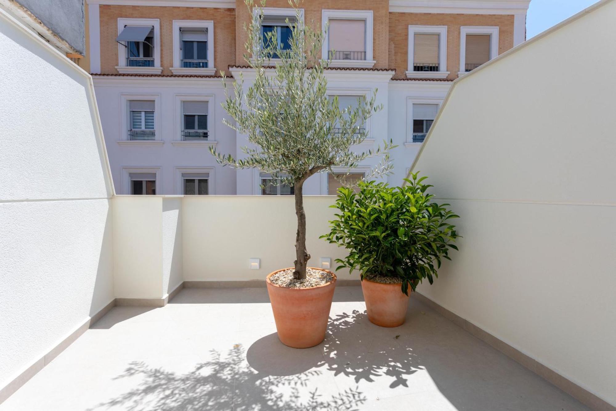 Apartment Terrace,1526139391:JPEG