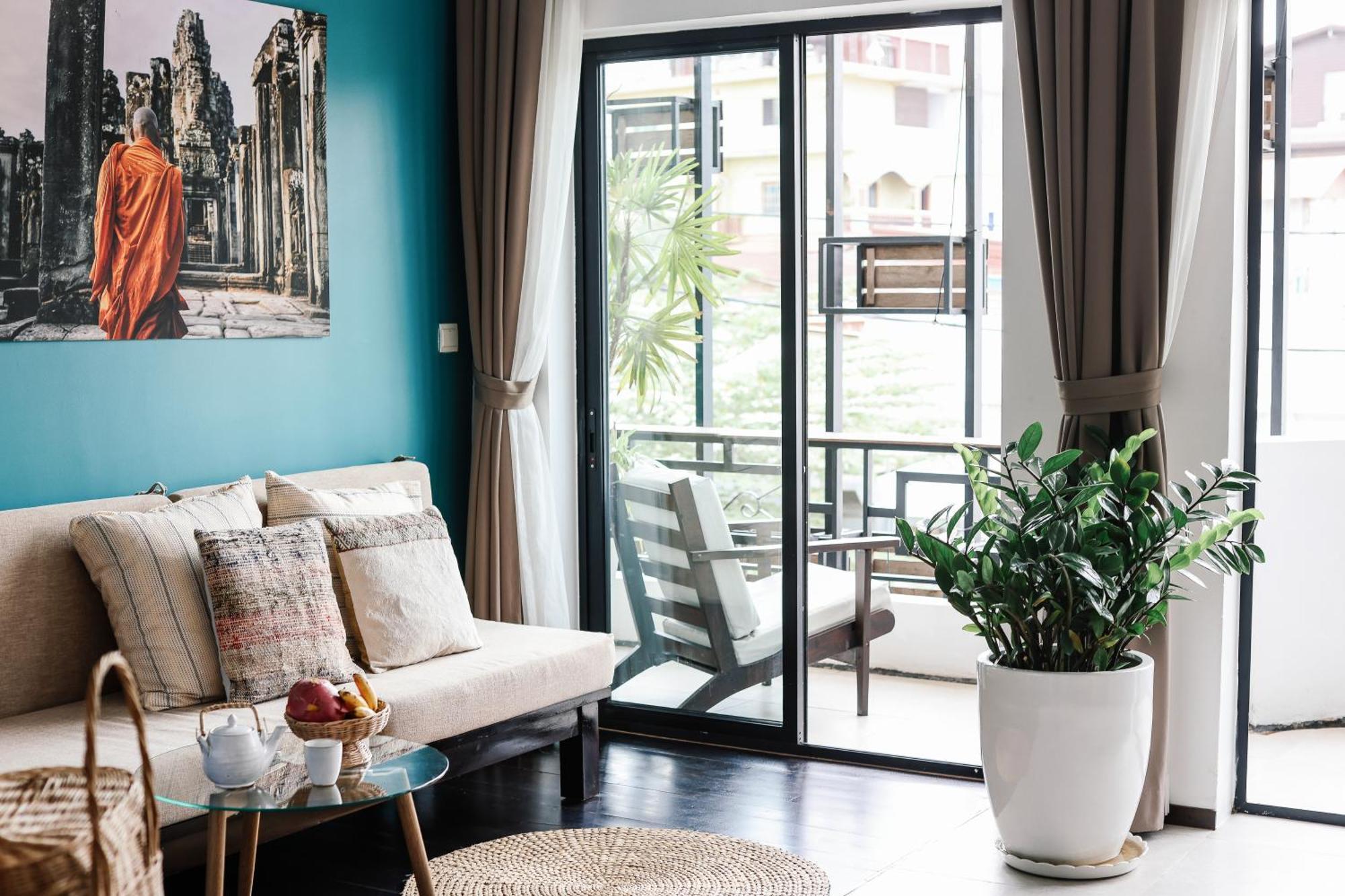 Studio with Balcony