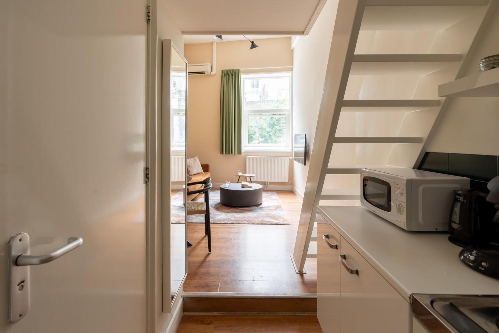 Medium Studio Kitchen Duplex
