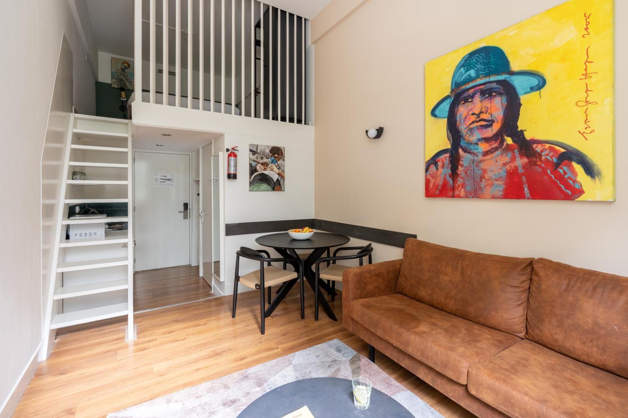 Medium Studio Kitchen Duplex