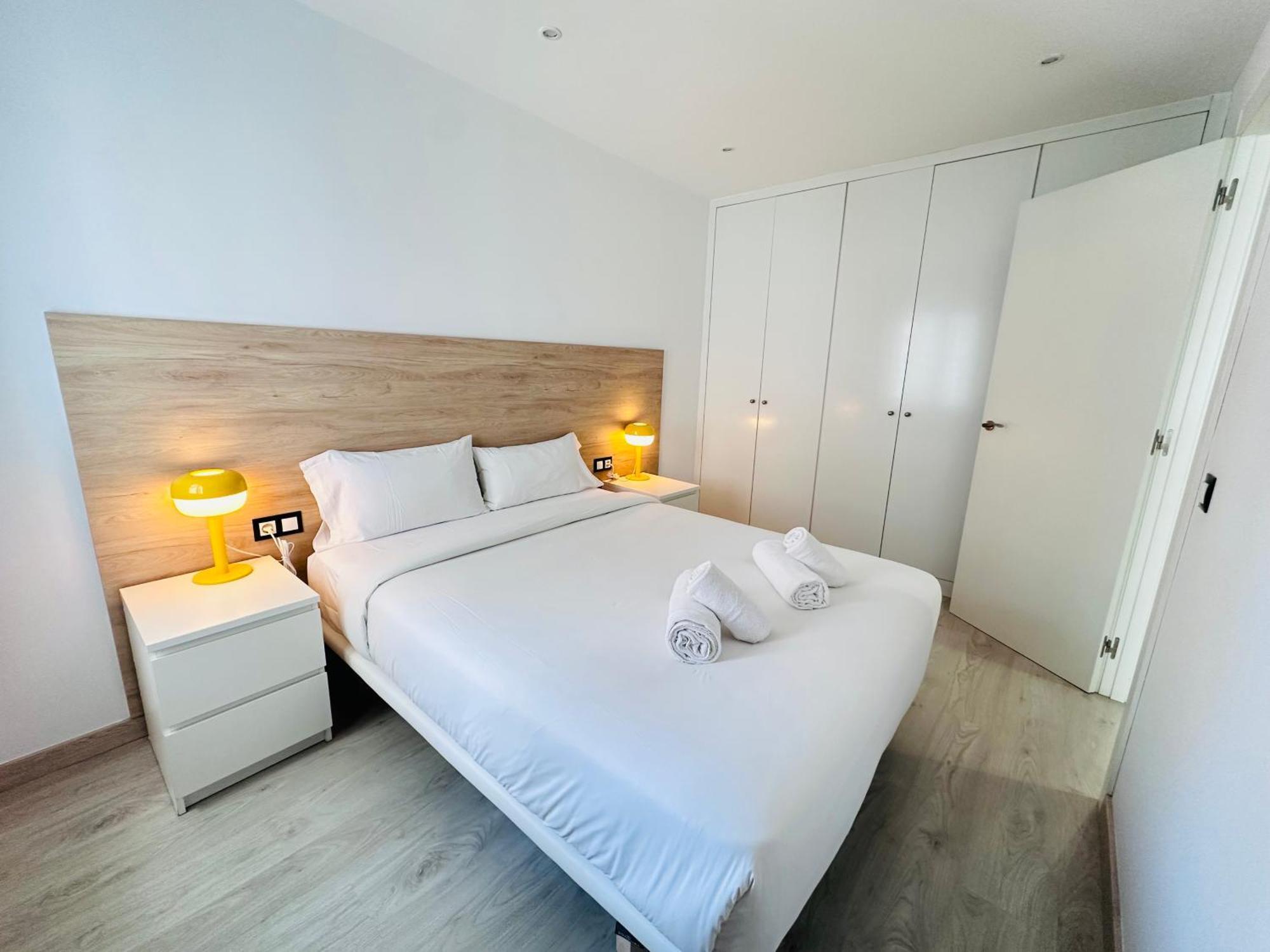 Apartamento con balcón