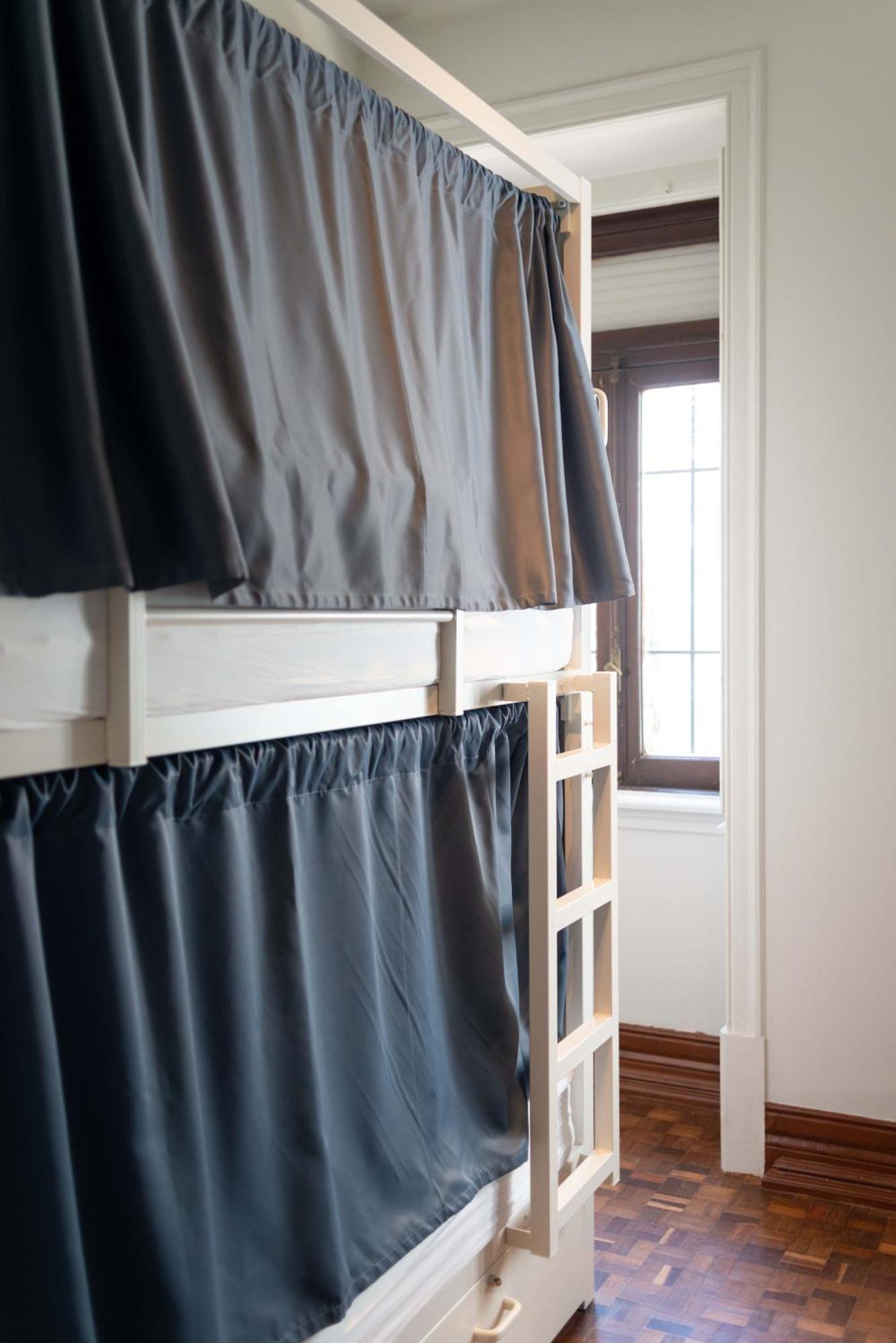 Bed 4-Bed Mixed Dormitory Room