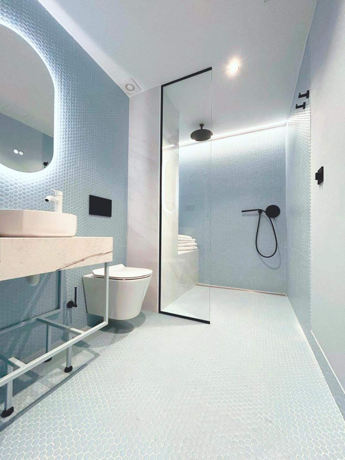 One-Bedroom Apartment,1605694604:JPEG