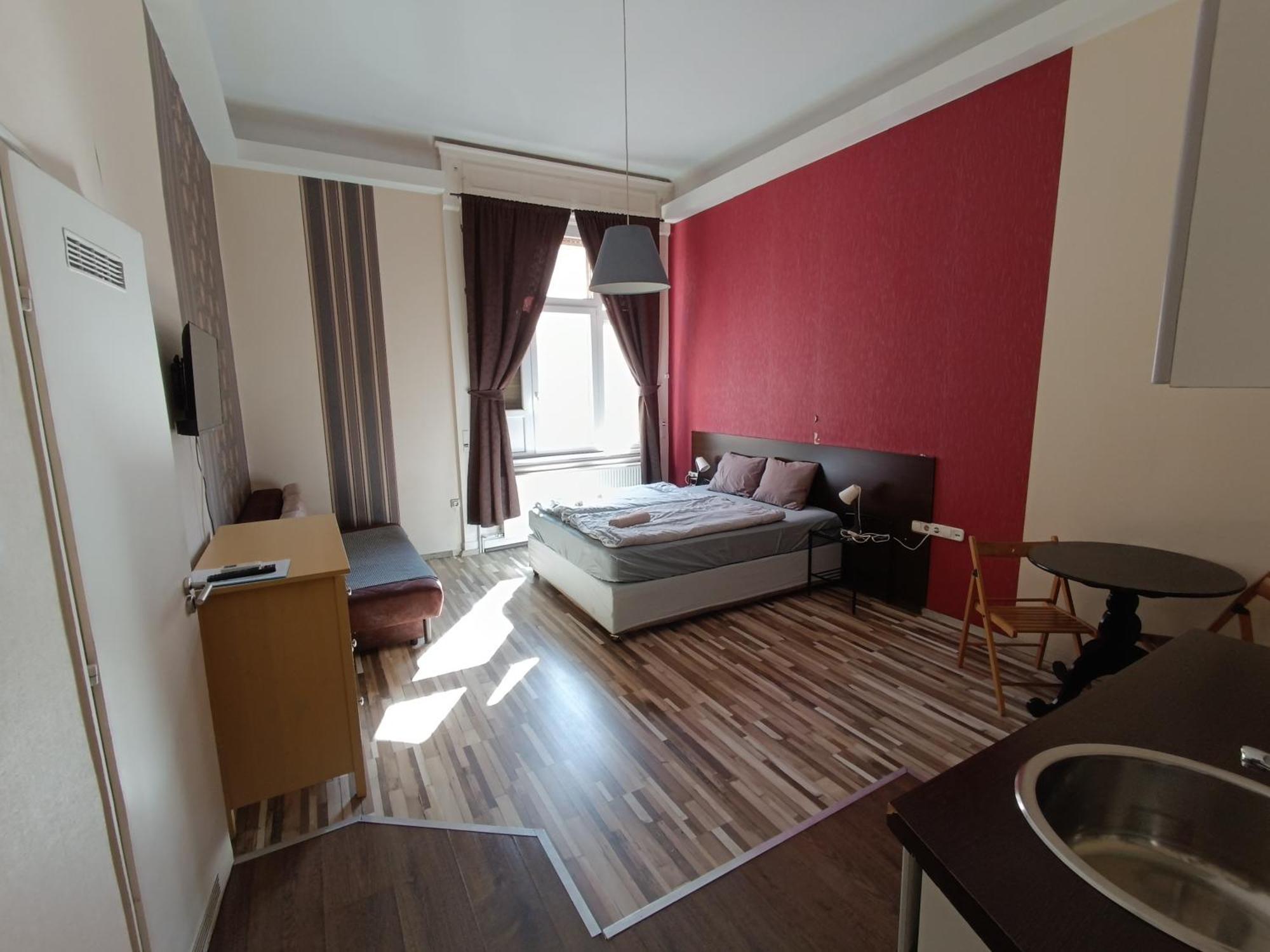 Large Apartment (1-4 Adults) - Wesselényi utca 18.