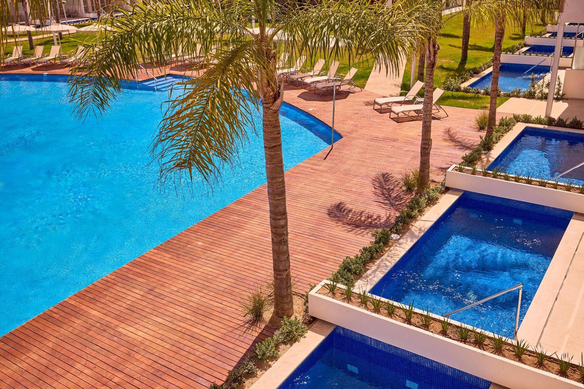 Junior Suite with Private Pool,1666643781:JPEG