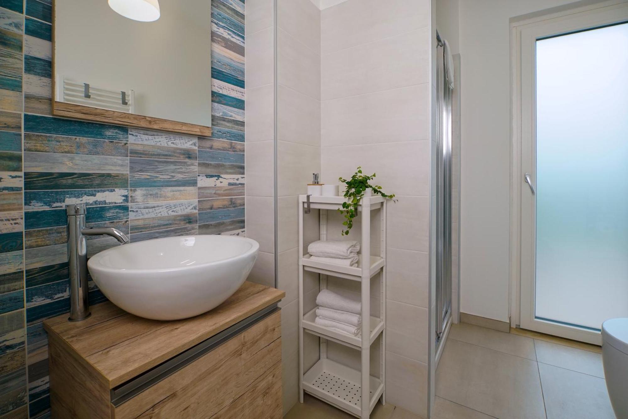 One-Bedroom Apartment,1672655997:JPEG