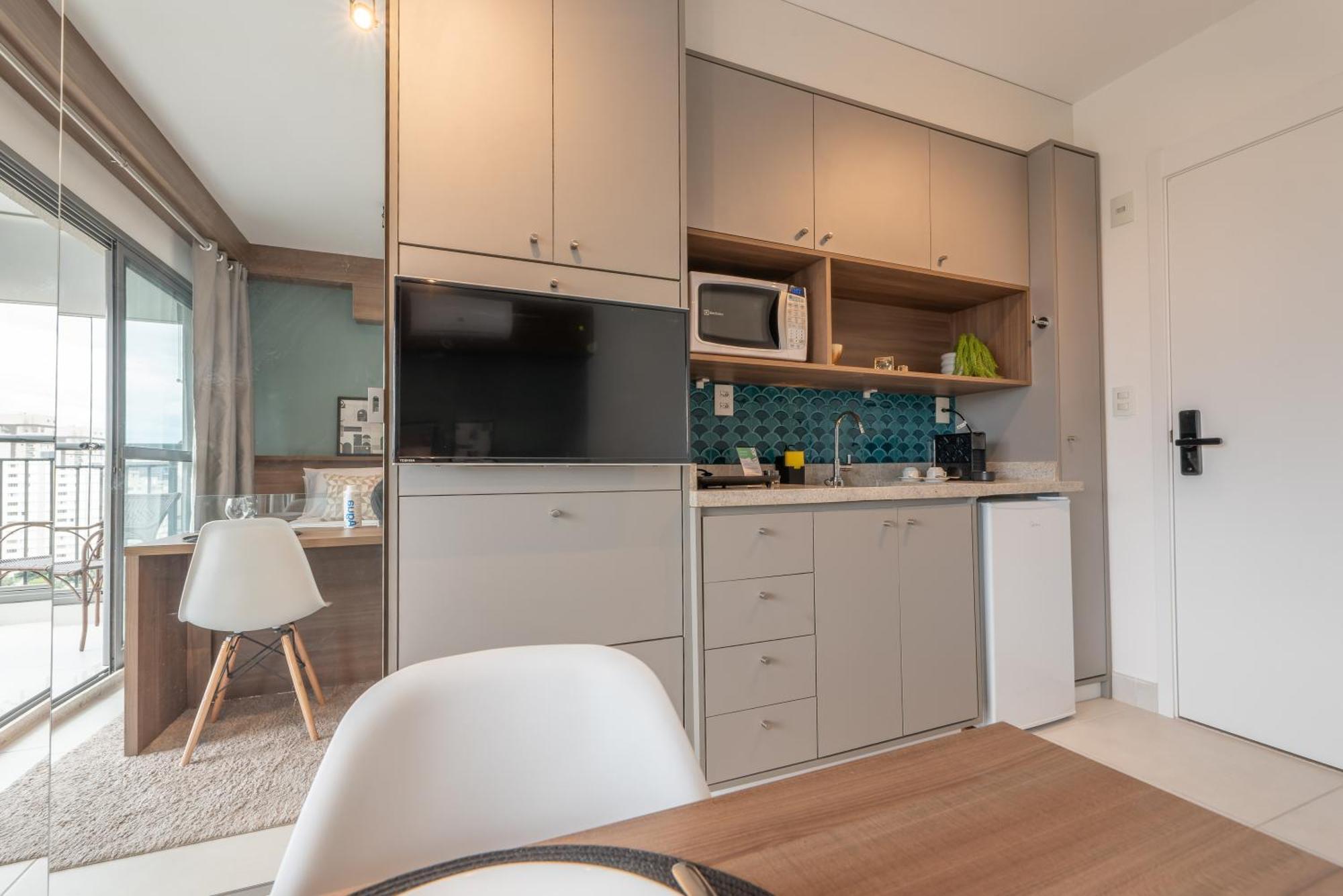 Studio,1708281789:JPEG