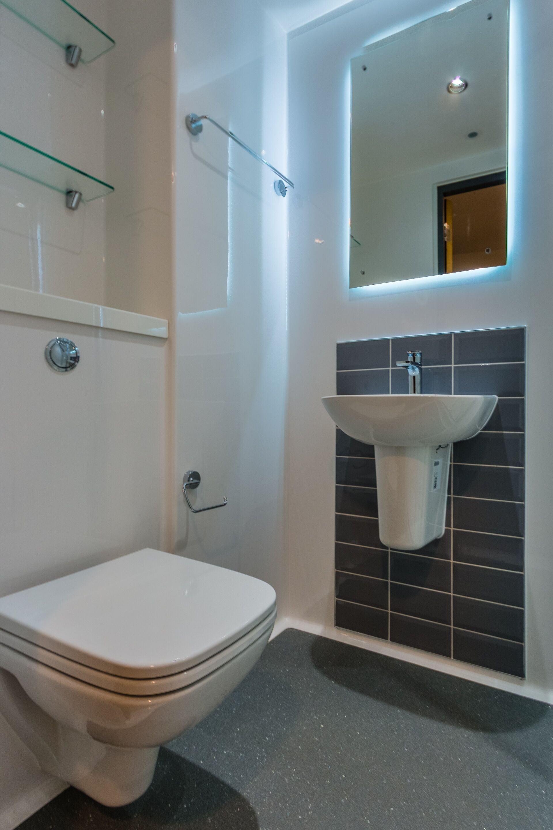 Double Room Ensuite (No Kitchen Access)