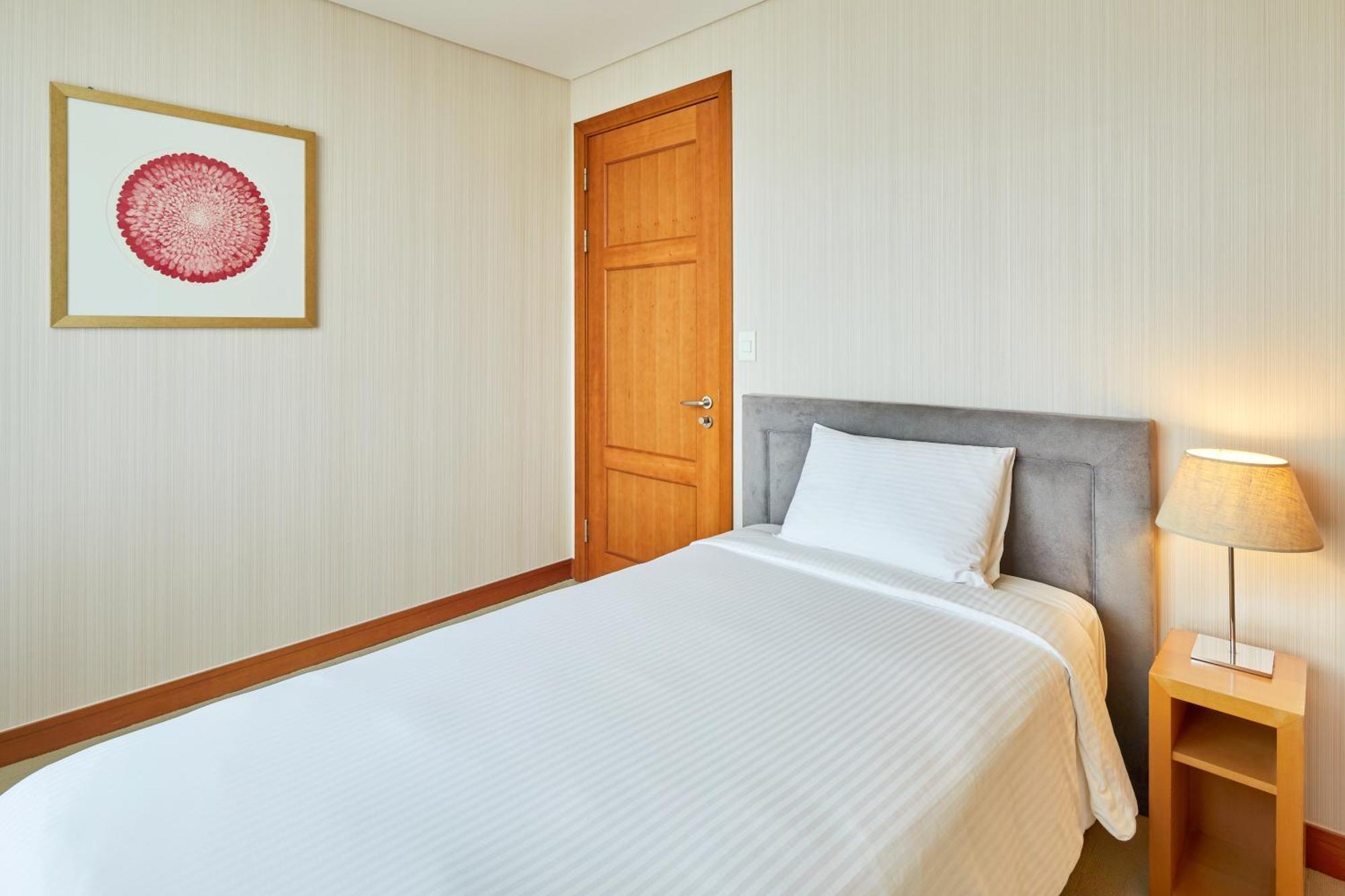 Executive Two-Bedroom Suite