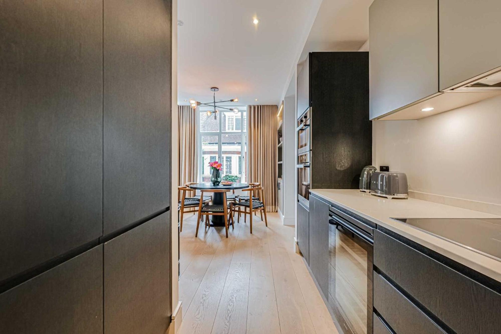 Two-Bedroom Luxury Apartment