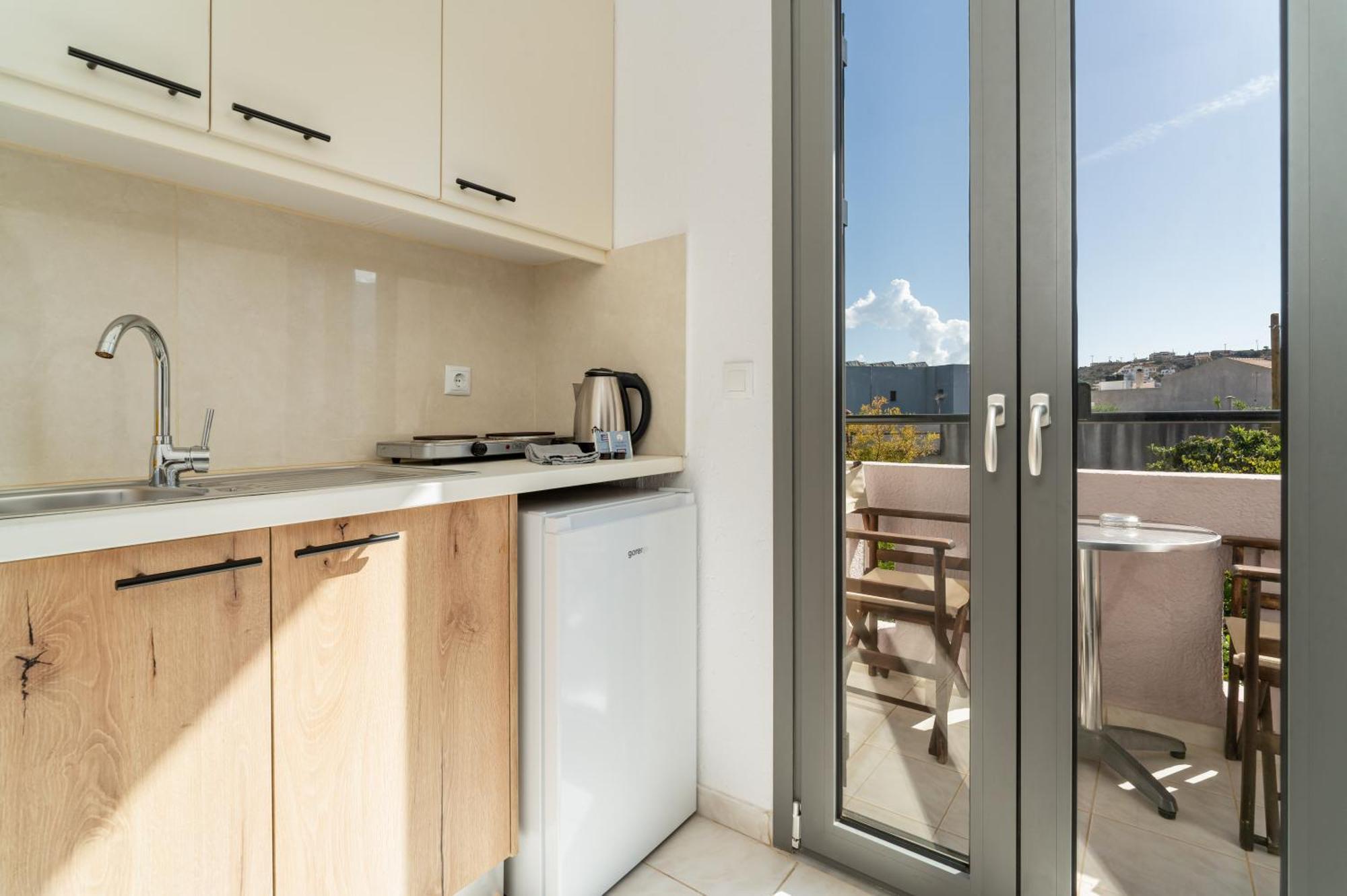 Studio Apartment,1756728341:JPEG
