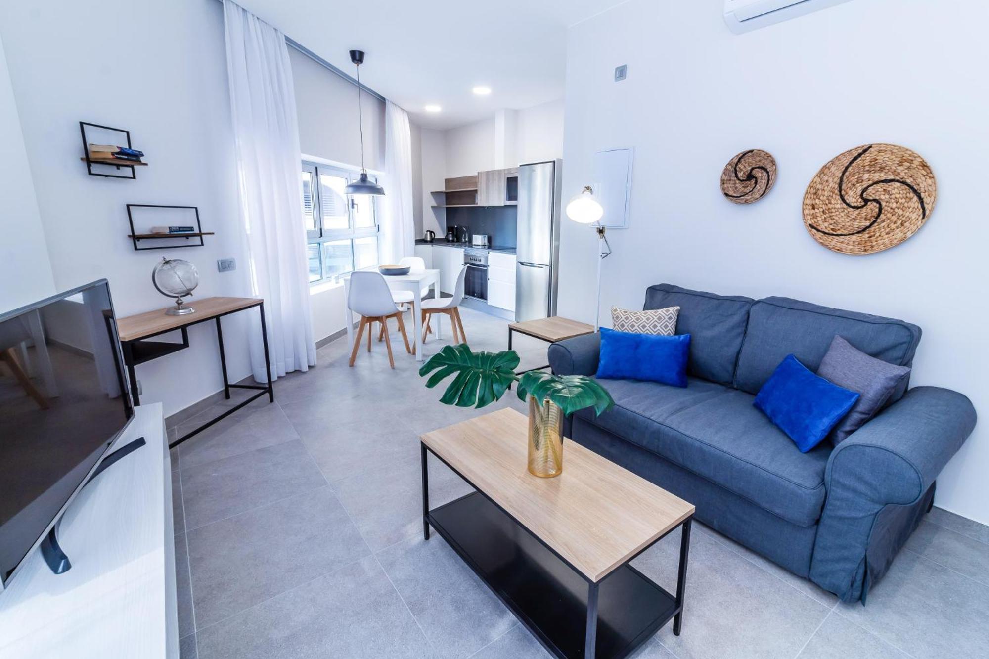 One-Bedroom Apartment