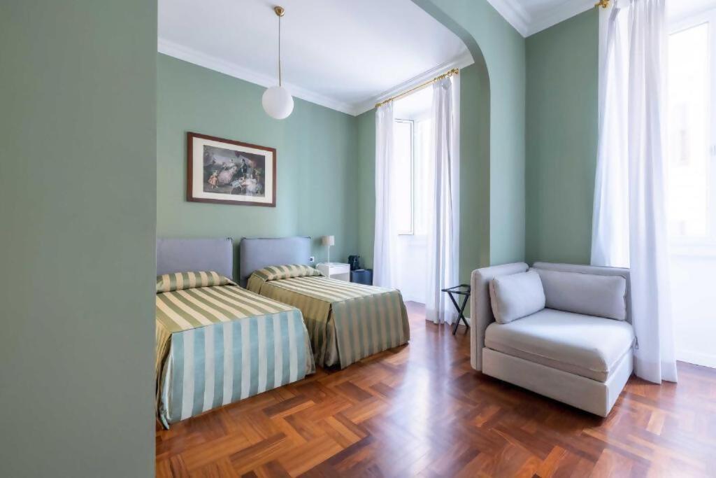 Twin Room,1766279118:JPEG