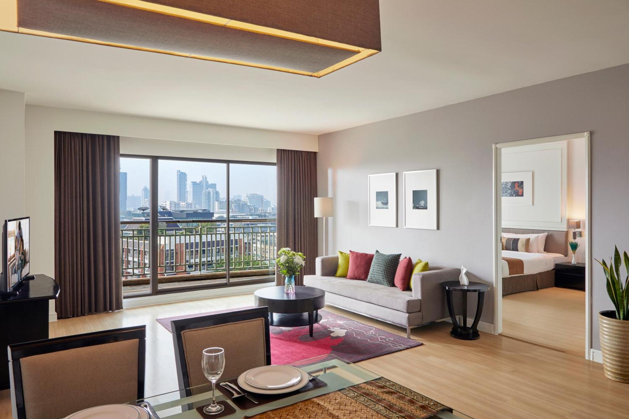 One-Bedroom Premier Apartment