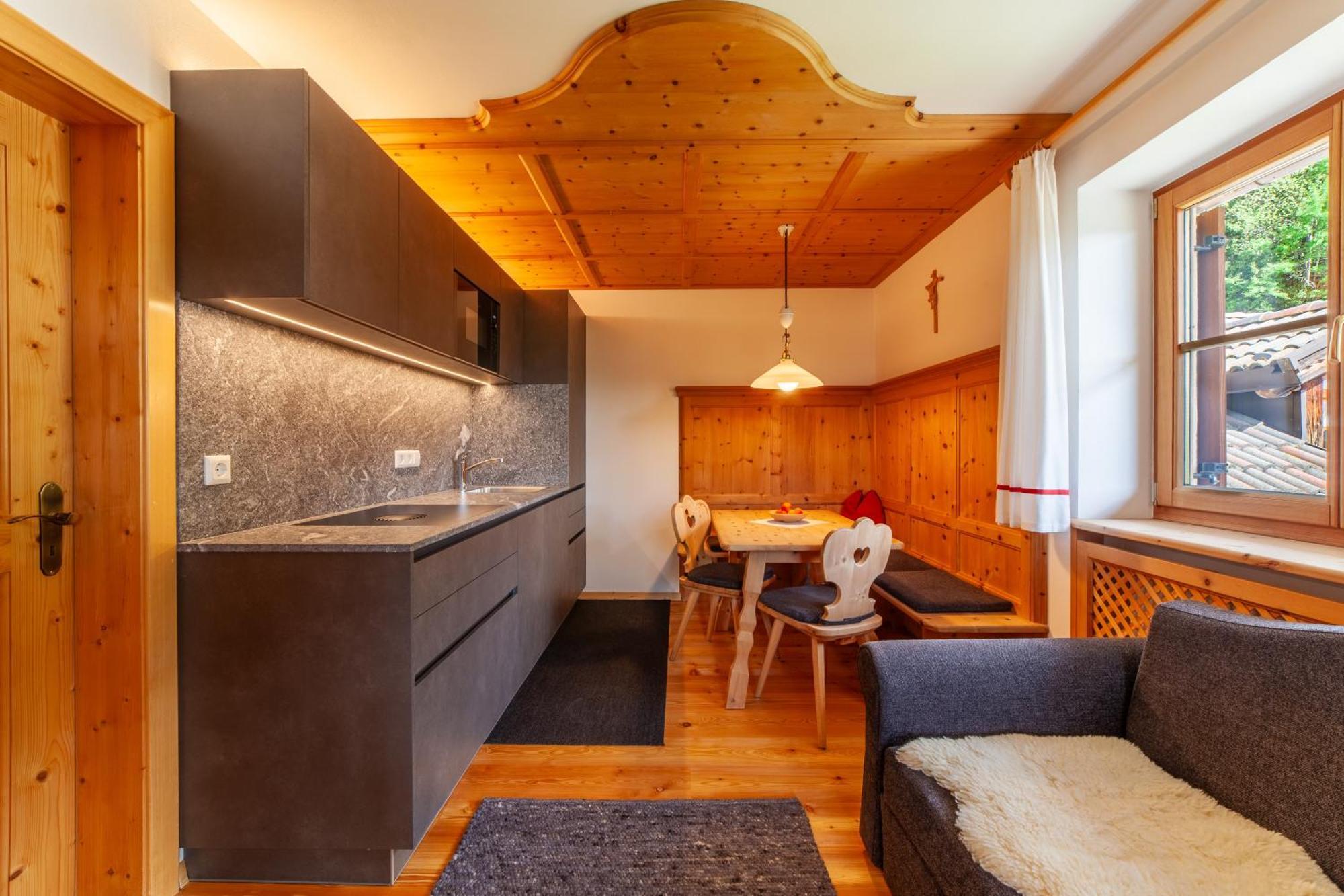 Apartment Mountain View