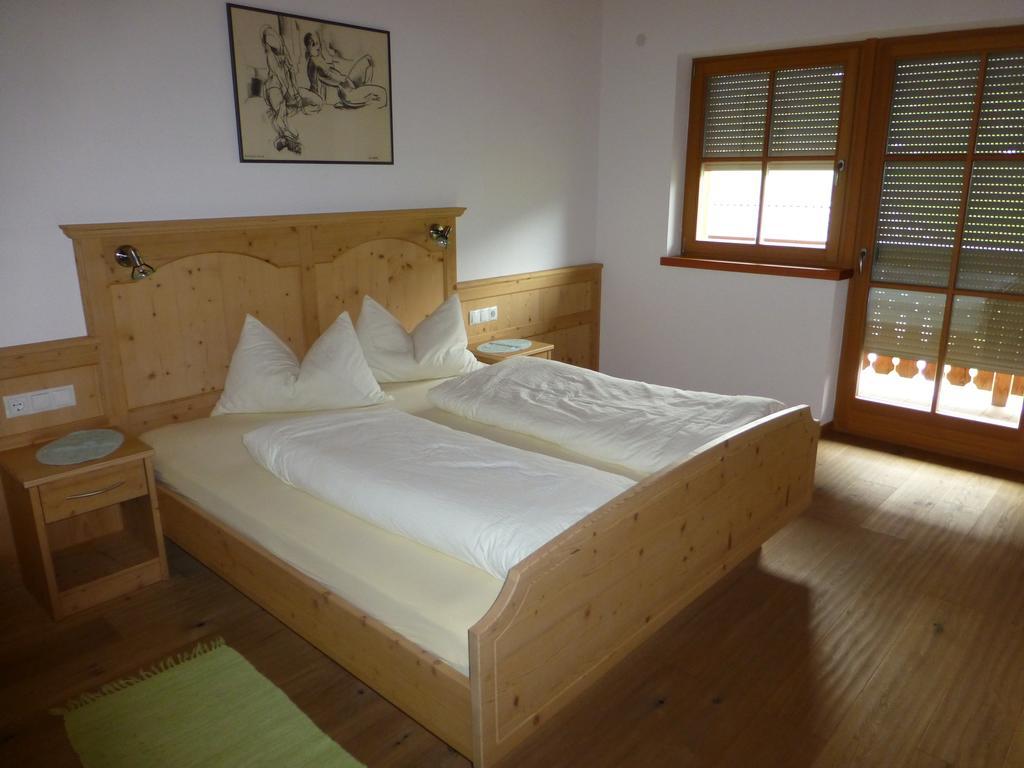 Appartamento con 2 Camere da Letto e Balcone