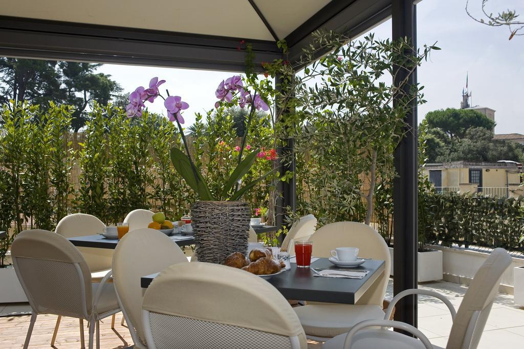 Superior Double or Twin Room with Terrace