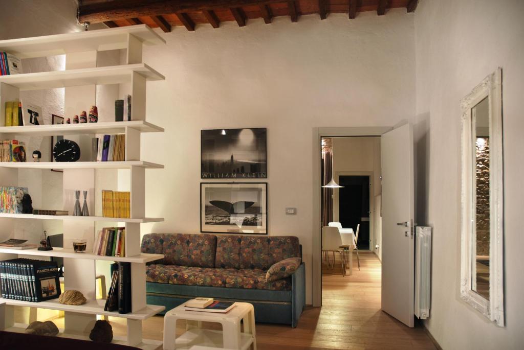 Appartamento con 2 Camere da Letto
