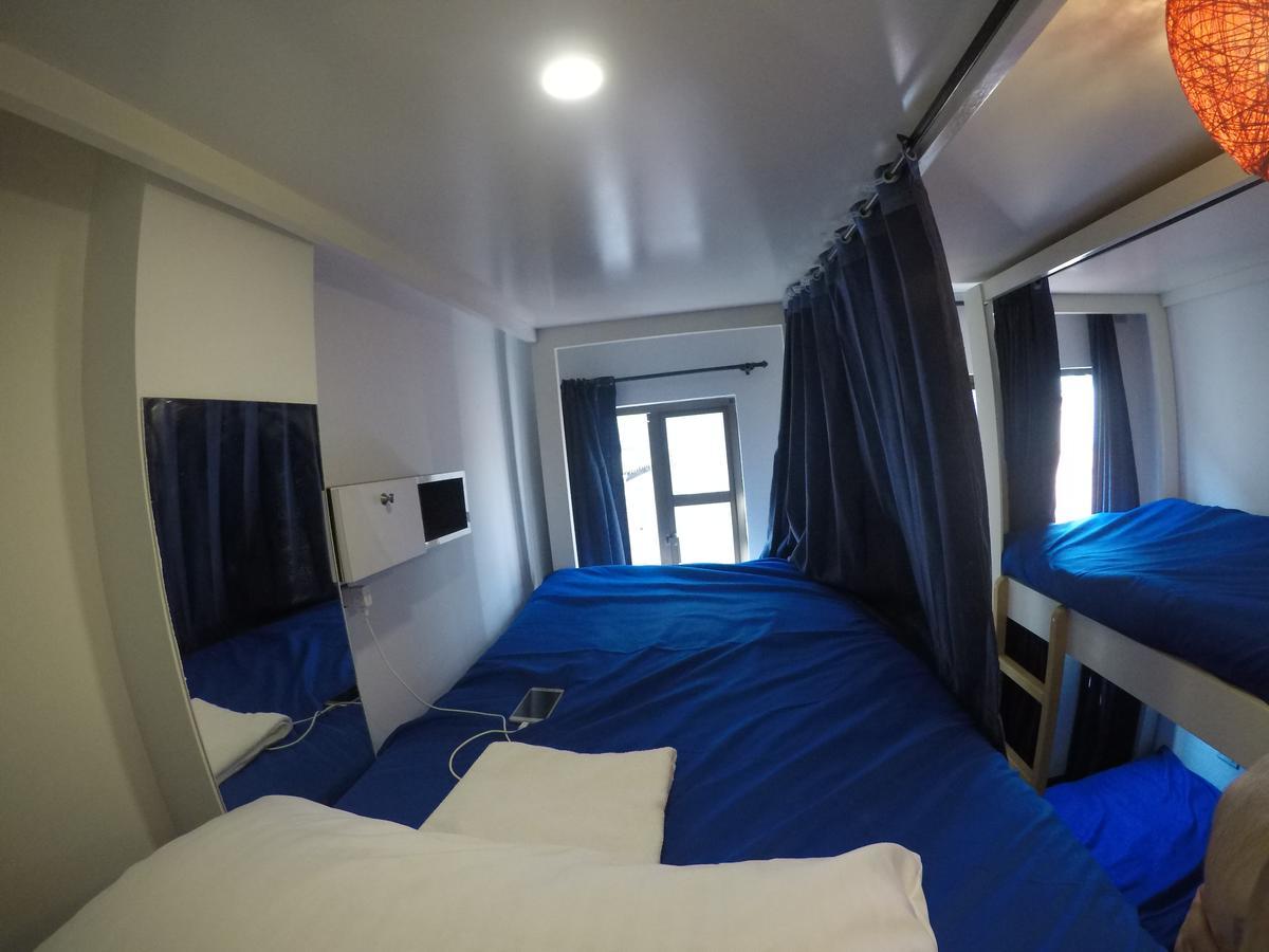 Cama en habitación compartida mixta de 6 camas