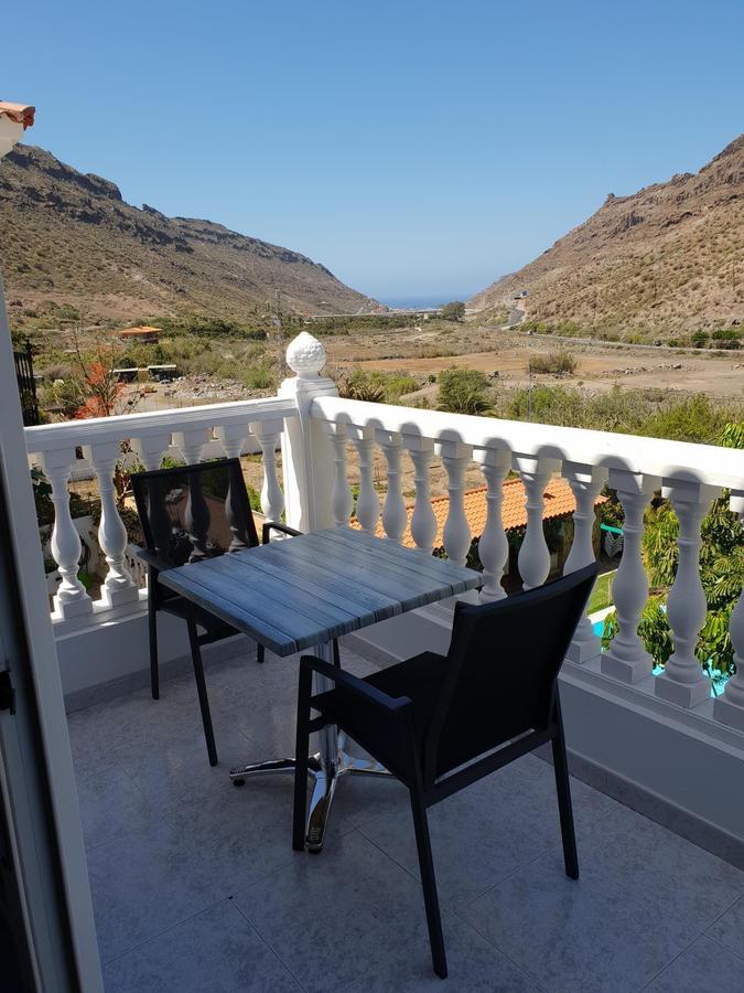 Apartment Pool View