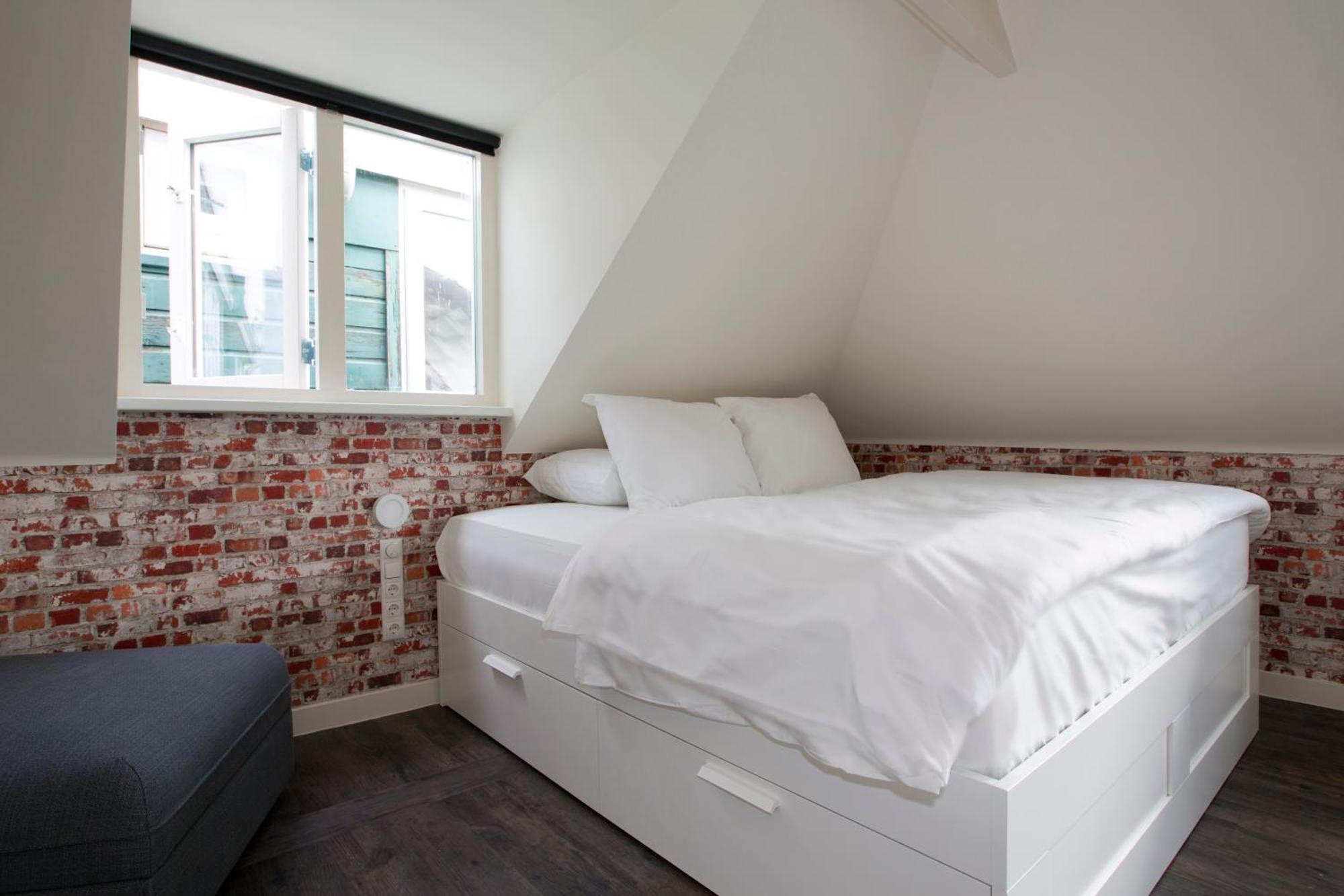 Loft,710898160:JPEG