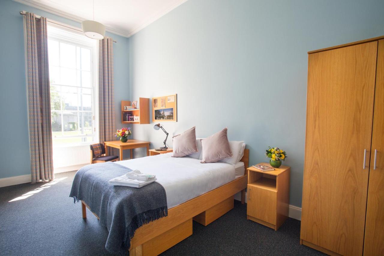 Standard Double Room with Shared Bathroom