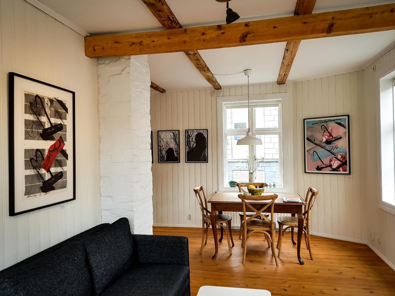 Superior One-Bedroom Apartment
