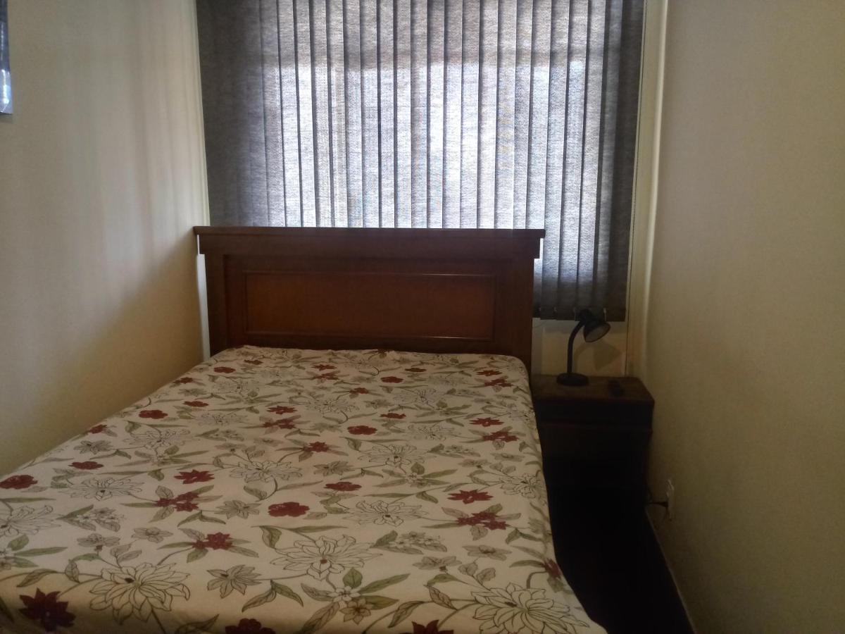 Quarto Duplo com Banheiro Compartilhado
