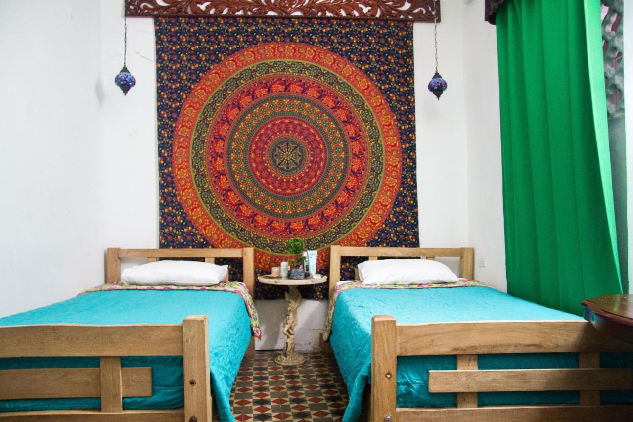 Standard Twin Room with Shared Bathroom