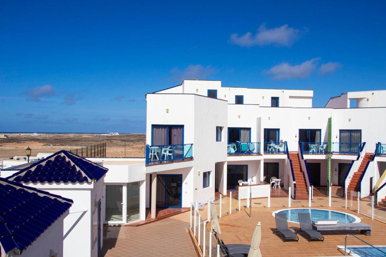 Apartamento de 1 dormitorio con vistas a la piscina