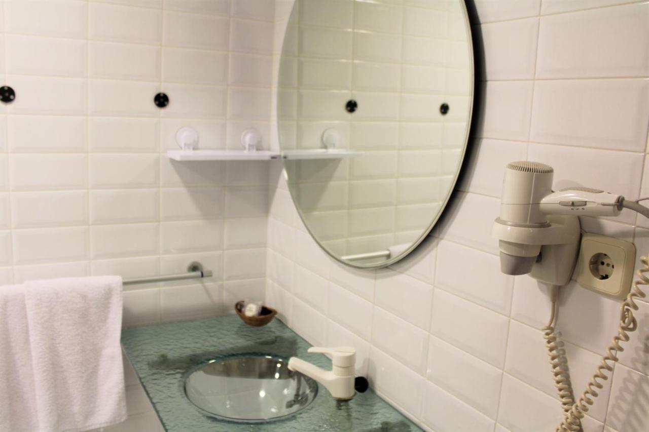 One-Bedroom Apartment,974820061:JPEG