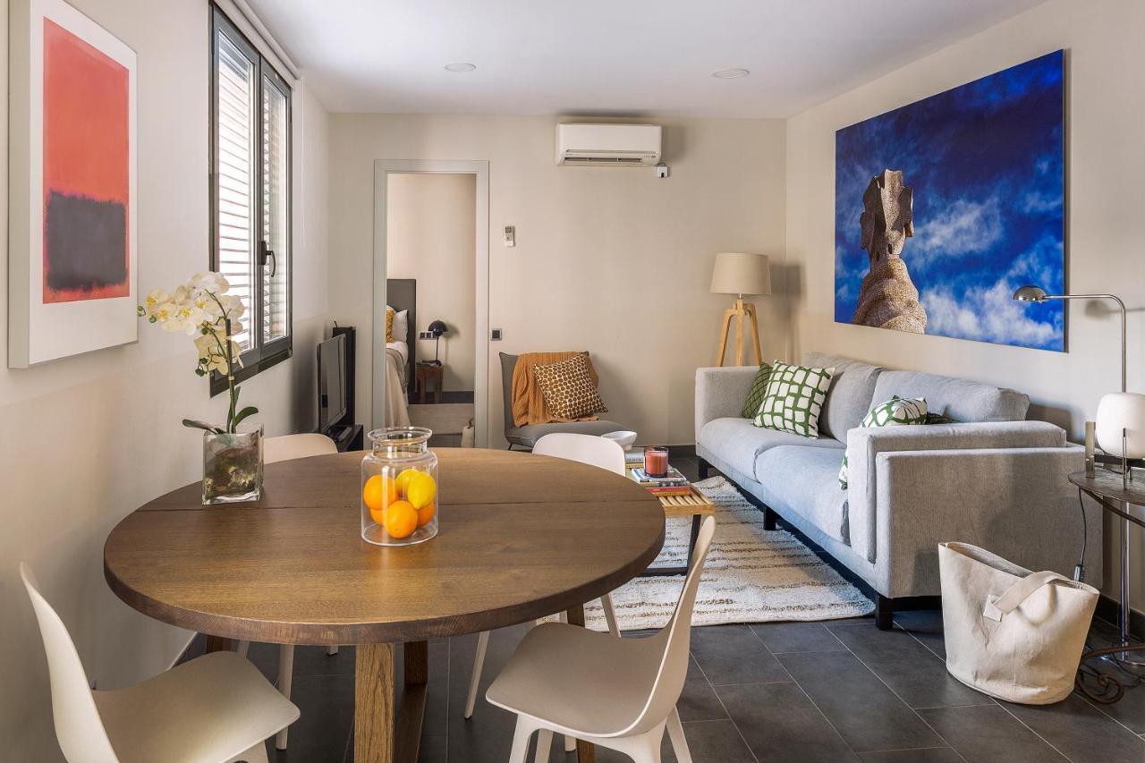 Superior Two-Bedroom Apartment,978744637:JPEG