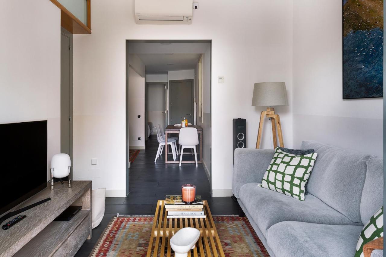Two-Bedroom Apartment with Balcony,978745294:JPEG